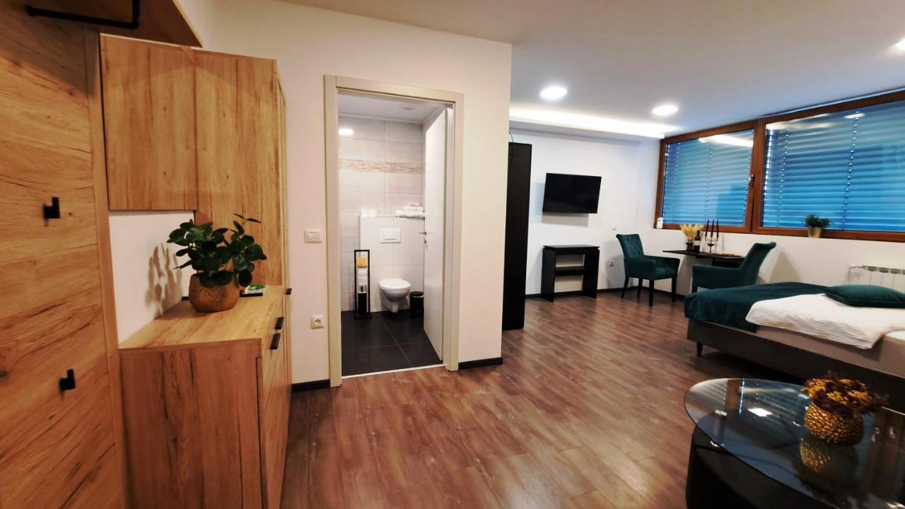 Arcobaleno Apartments & Rooms Varazdin Ngoại thất bức ảnh