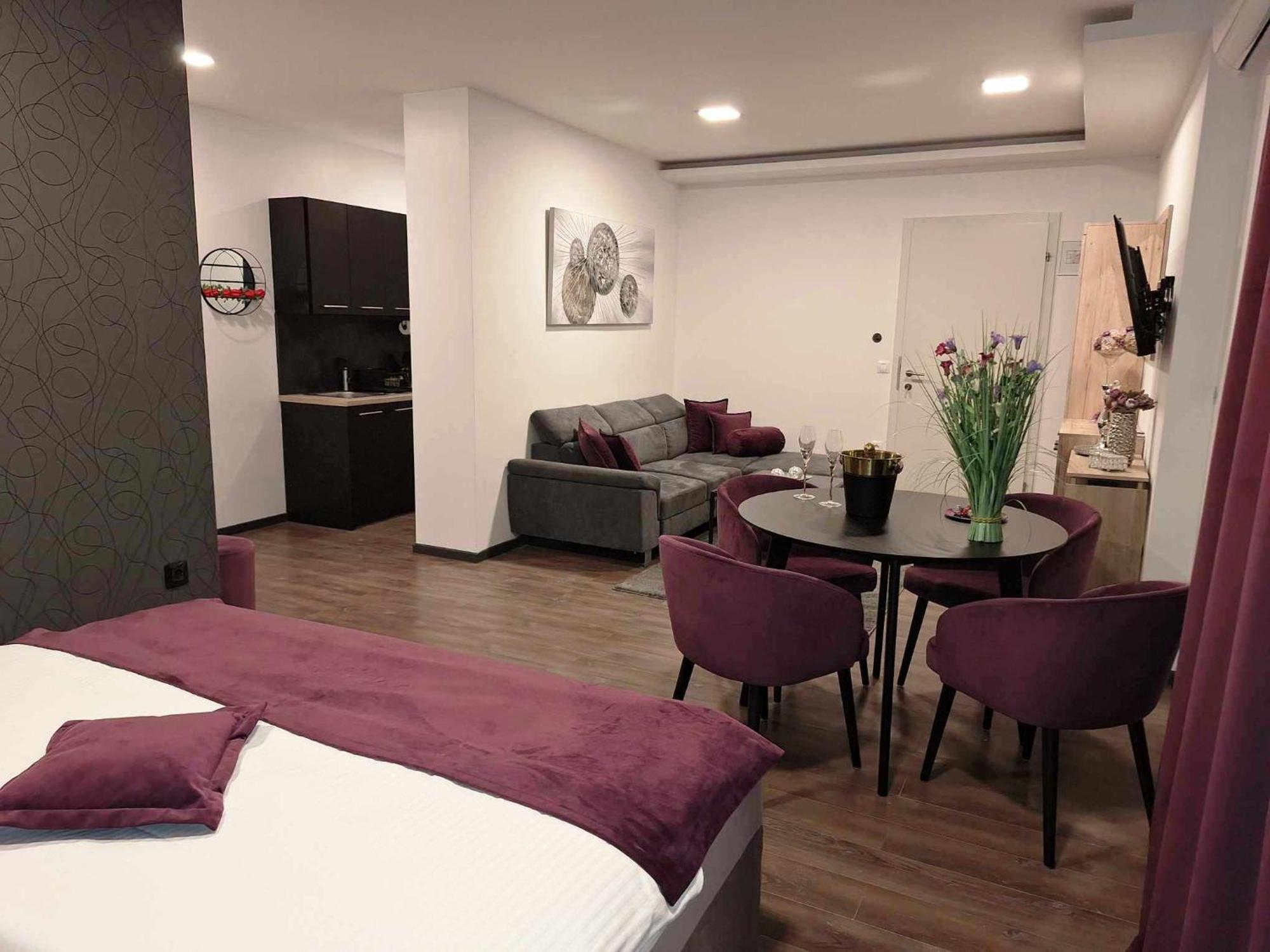 Arcobaleno Apartments & Rooms Varazdin Ngoại thất bức ảnh